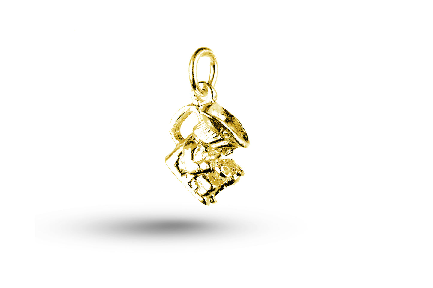 Yellow gold Toby Jug charm.