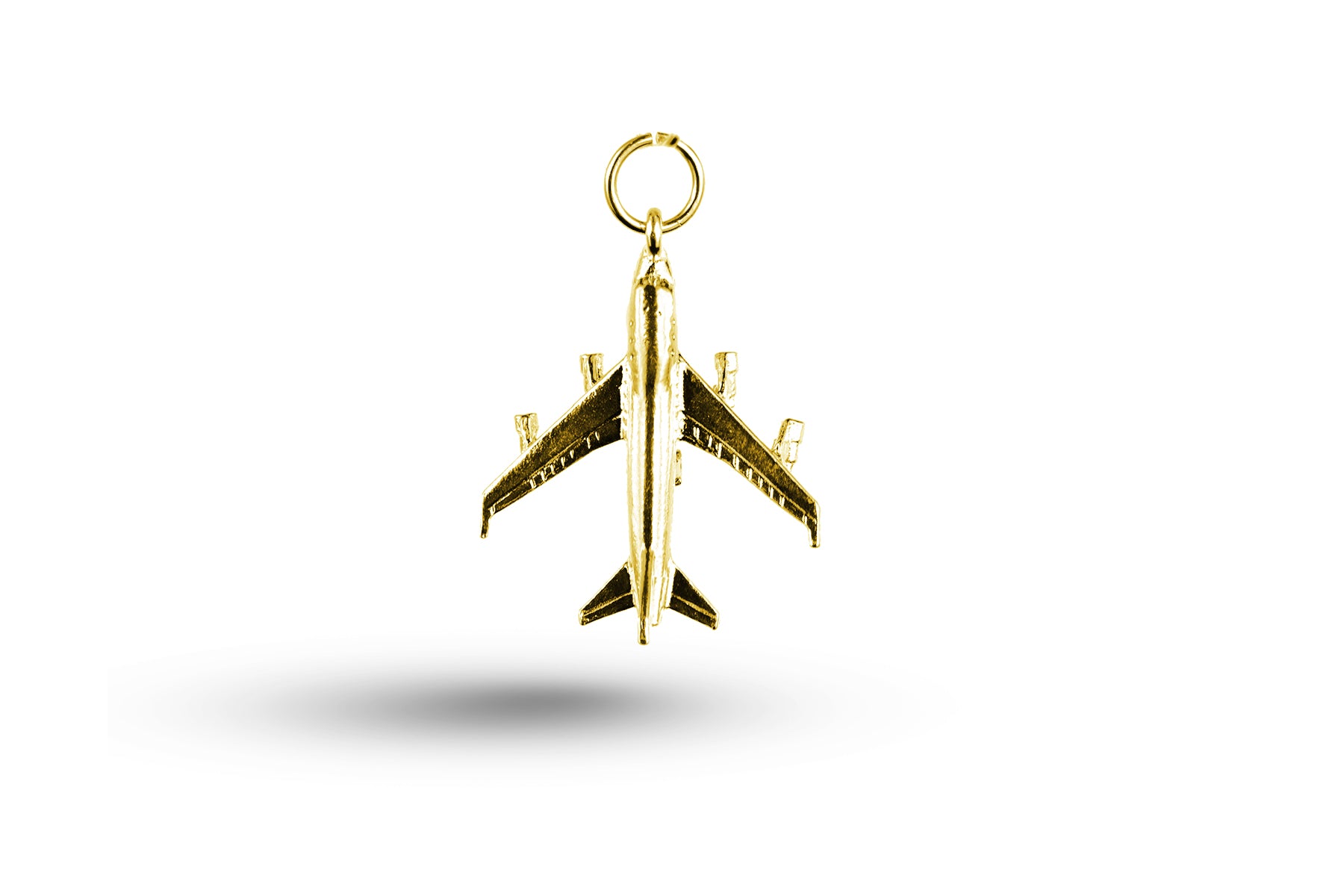 Yellow gold Jumbo Jet charm.