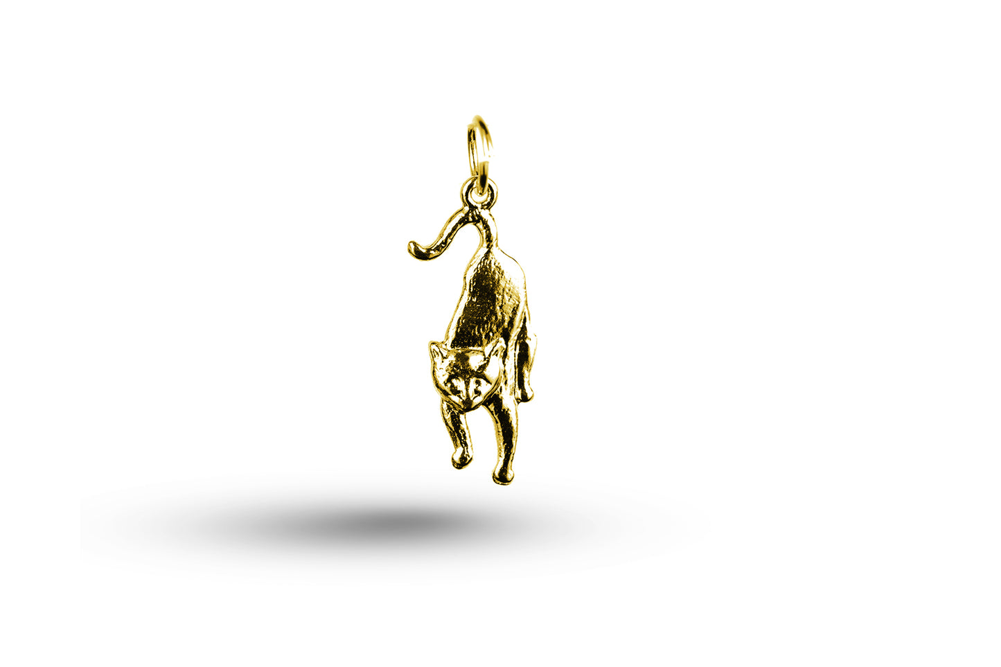 Yellow gold Stretching Cat charm.
