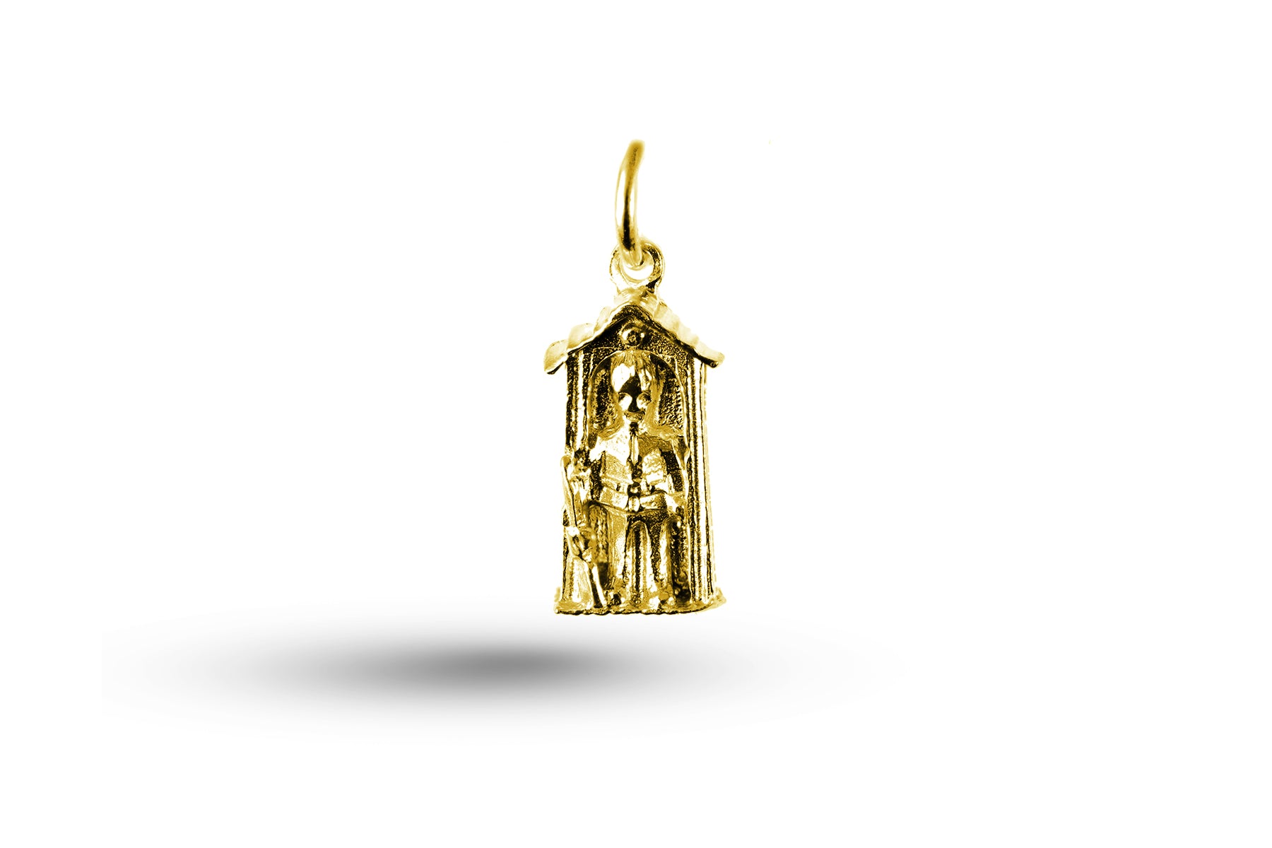 Yellow gold Guard in Box charm.