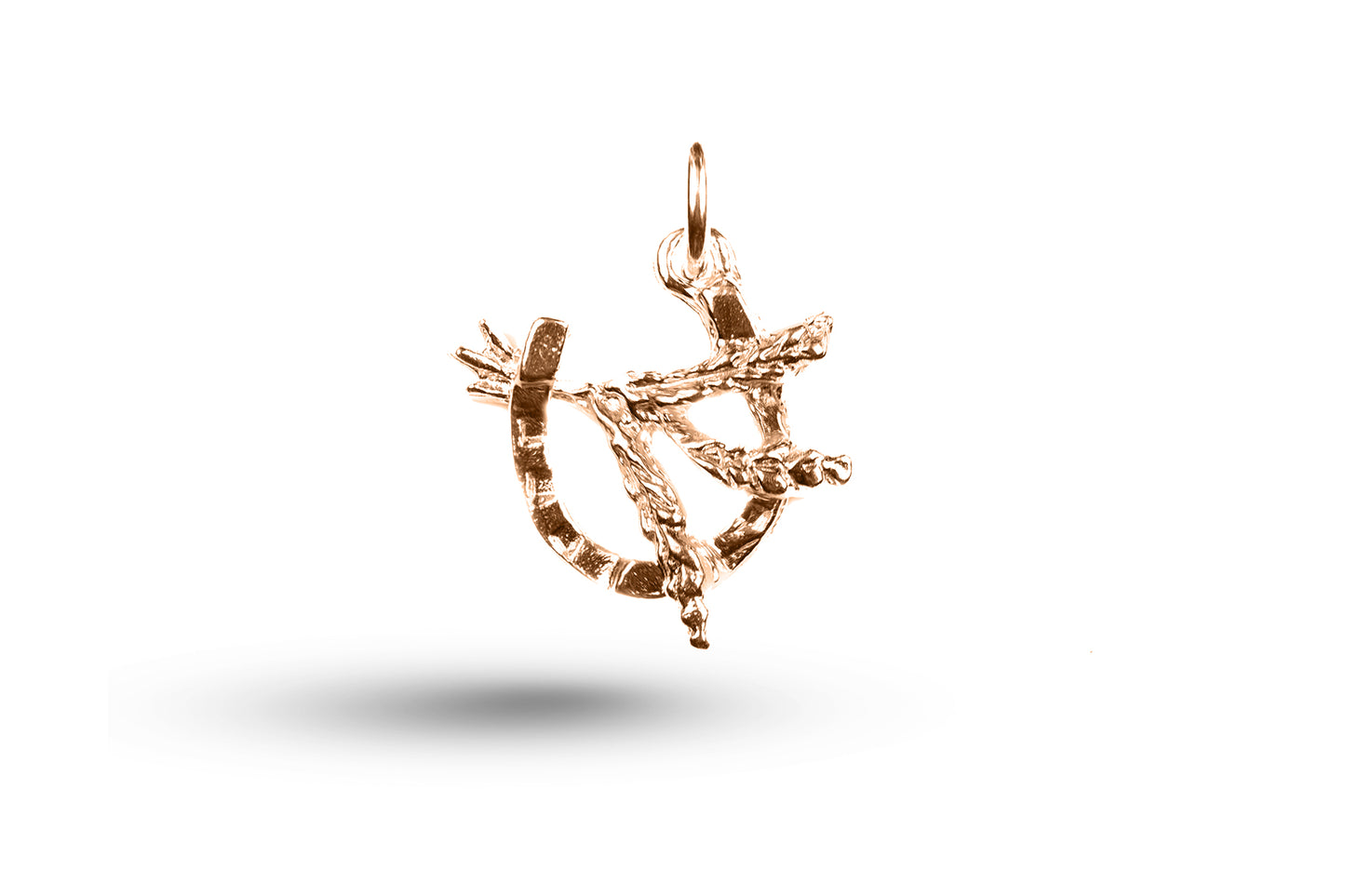 Rose gold Heather in Horseshoe charm.