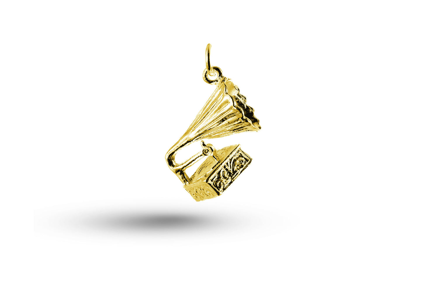 Yellow gold Old Fashioned Gramophone charm.