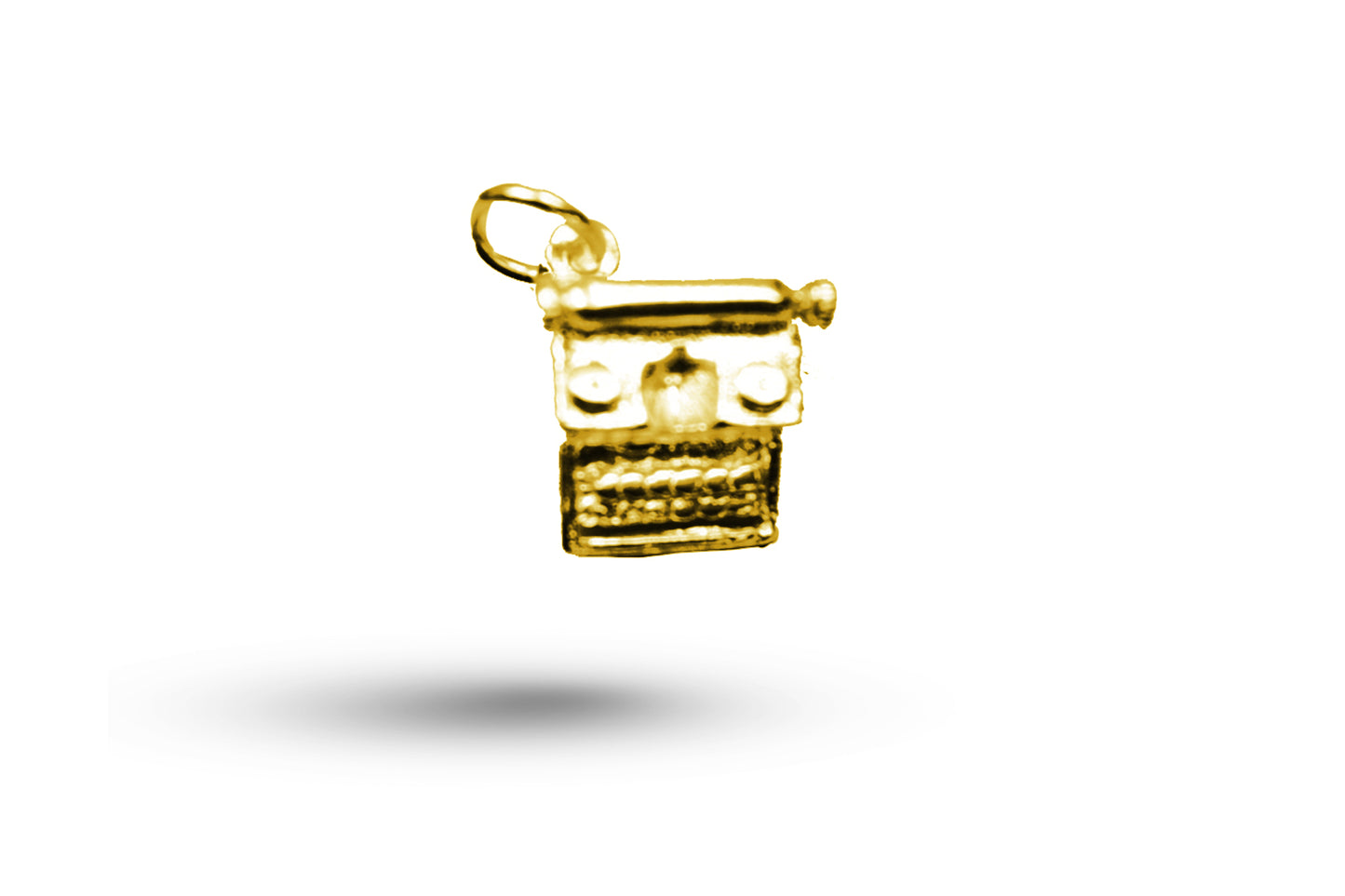 Yellow gold Typewriter charm.