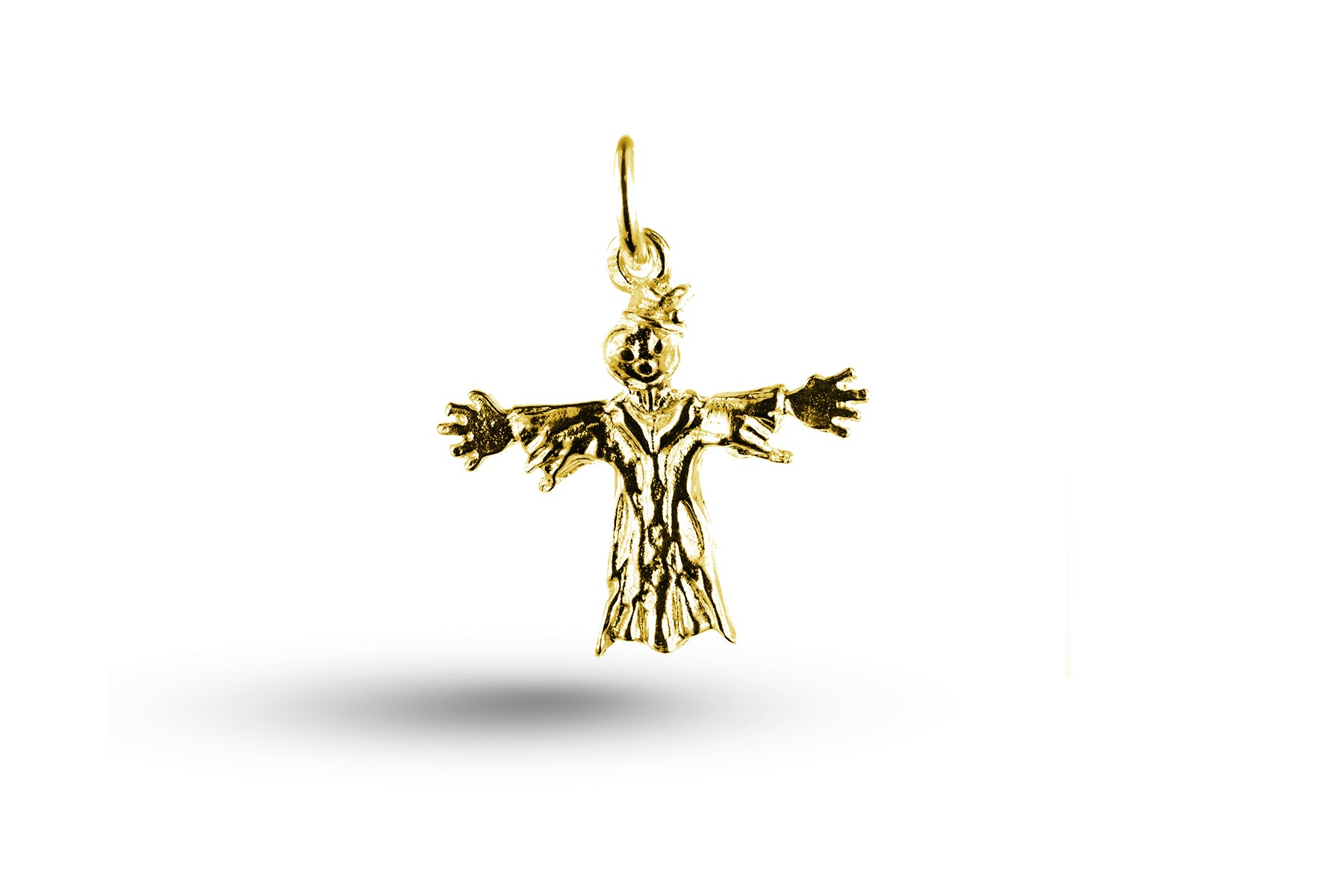 Yellow gold Scarecrow charm.