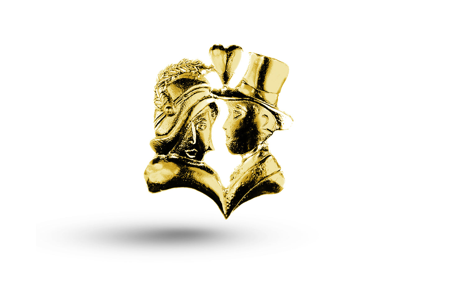 Luxury yellow gold Art Nouveau couple pendant.