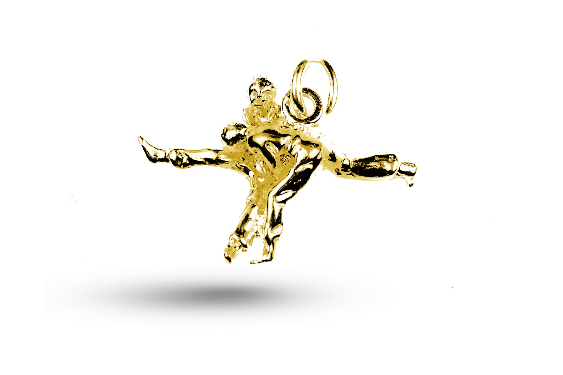 Yellow gold Judo charm.