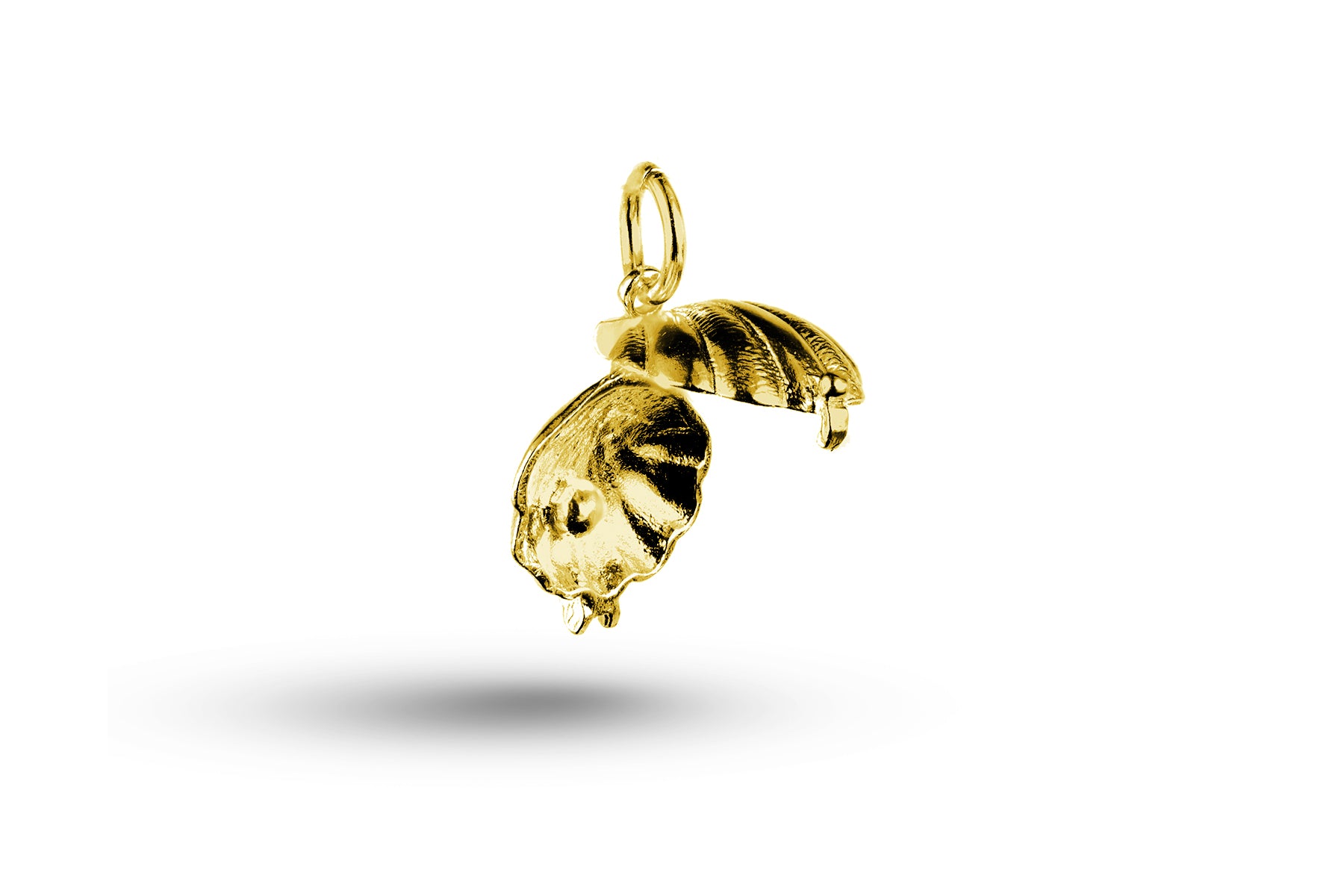Yellow gold Open Clam Shell Charm.