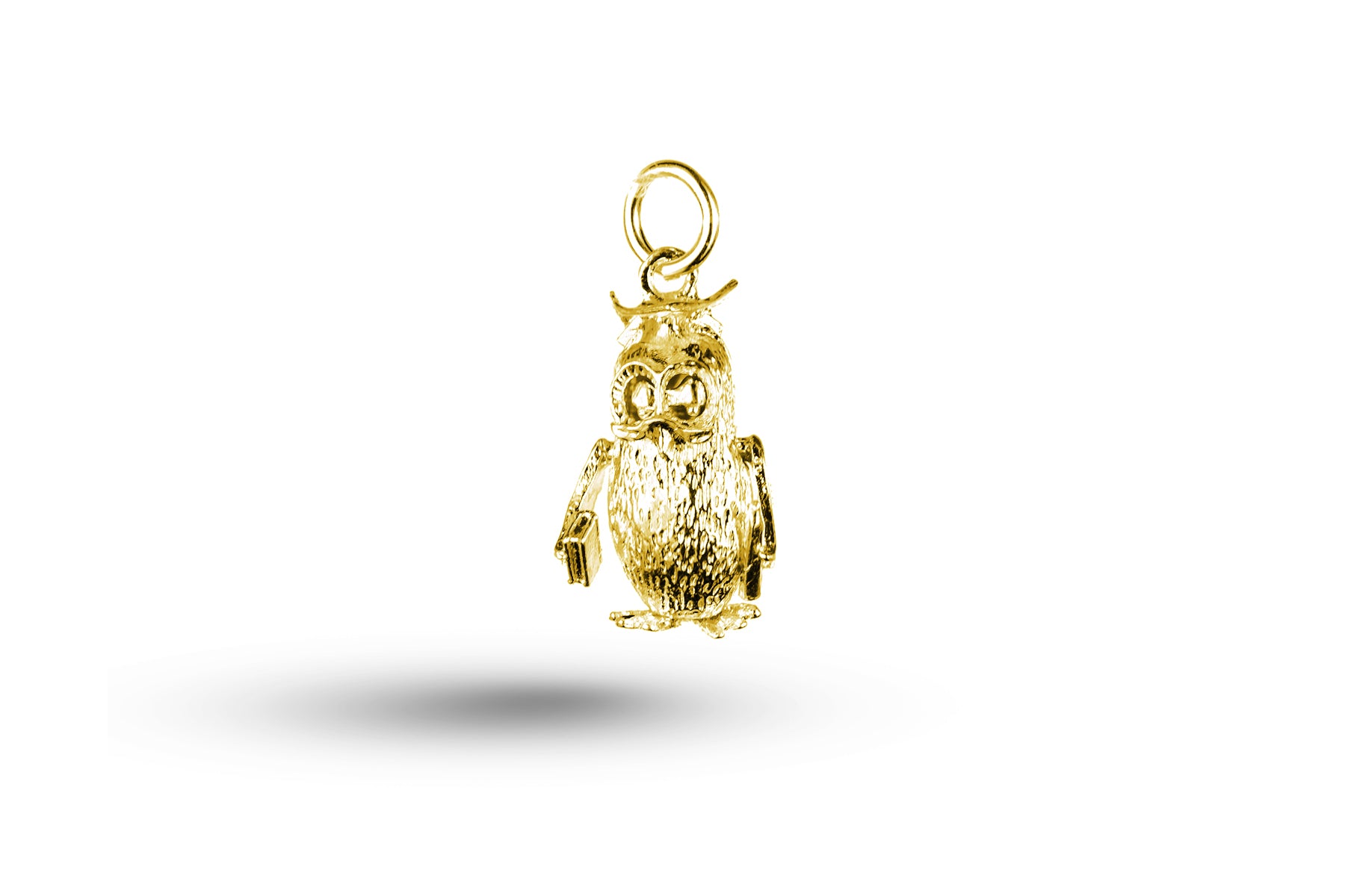 Yellow gold Movable Wise Owl charm.