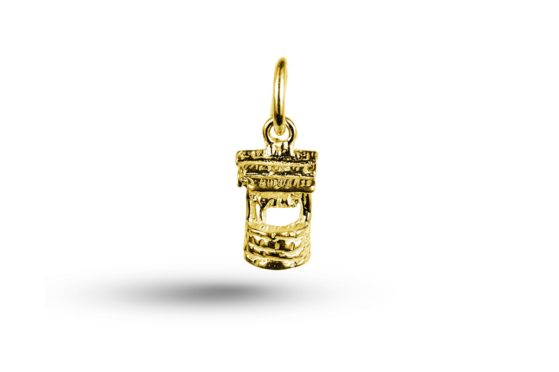 Yellow gold Wishing Well charm.