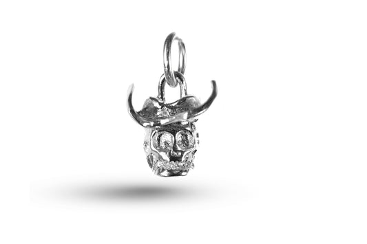 White gold Skull with Hat charm.