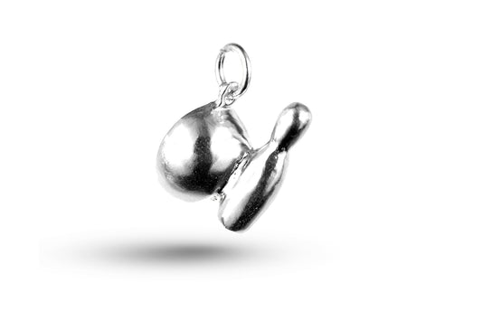 White gold Tenpin Ball charm.